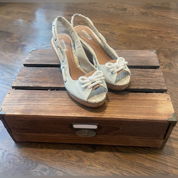 Women’s Sperry Top Spider Wedge Heels Size 9 Light Mint Color W/ Bow Threading - Picture 16 of 16